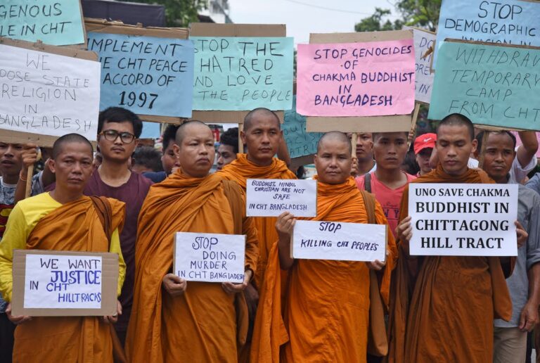 Budhist monks protest against violence and for the implementation of the CHT Accord